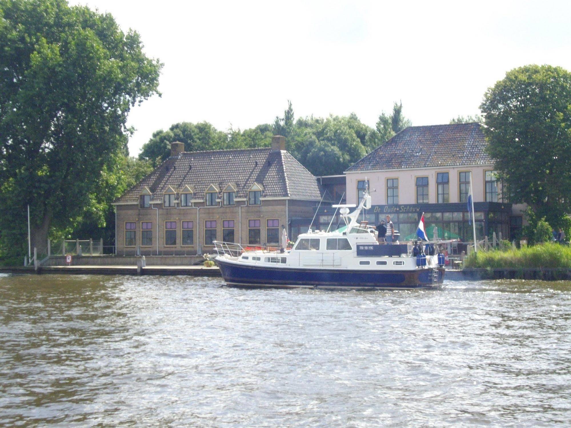 Hotel De Oude Schouw Jirnsum Exteriér fotografie
